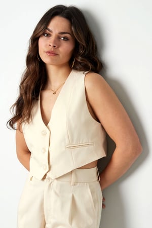 Cropped waistcoat h5 Picture12